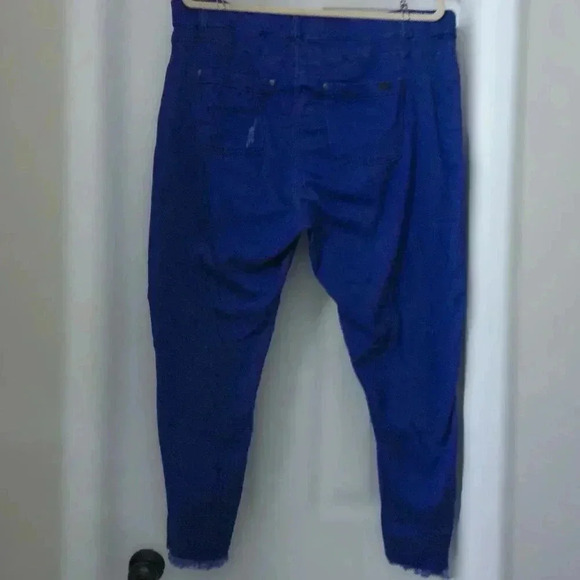 Hue Deep Ultramarine Skimmer Ripped Denim Hi-Rise Leggings / Size 20W - Picture 6 of 16